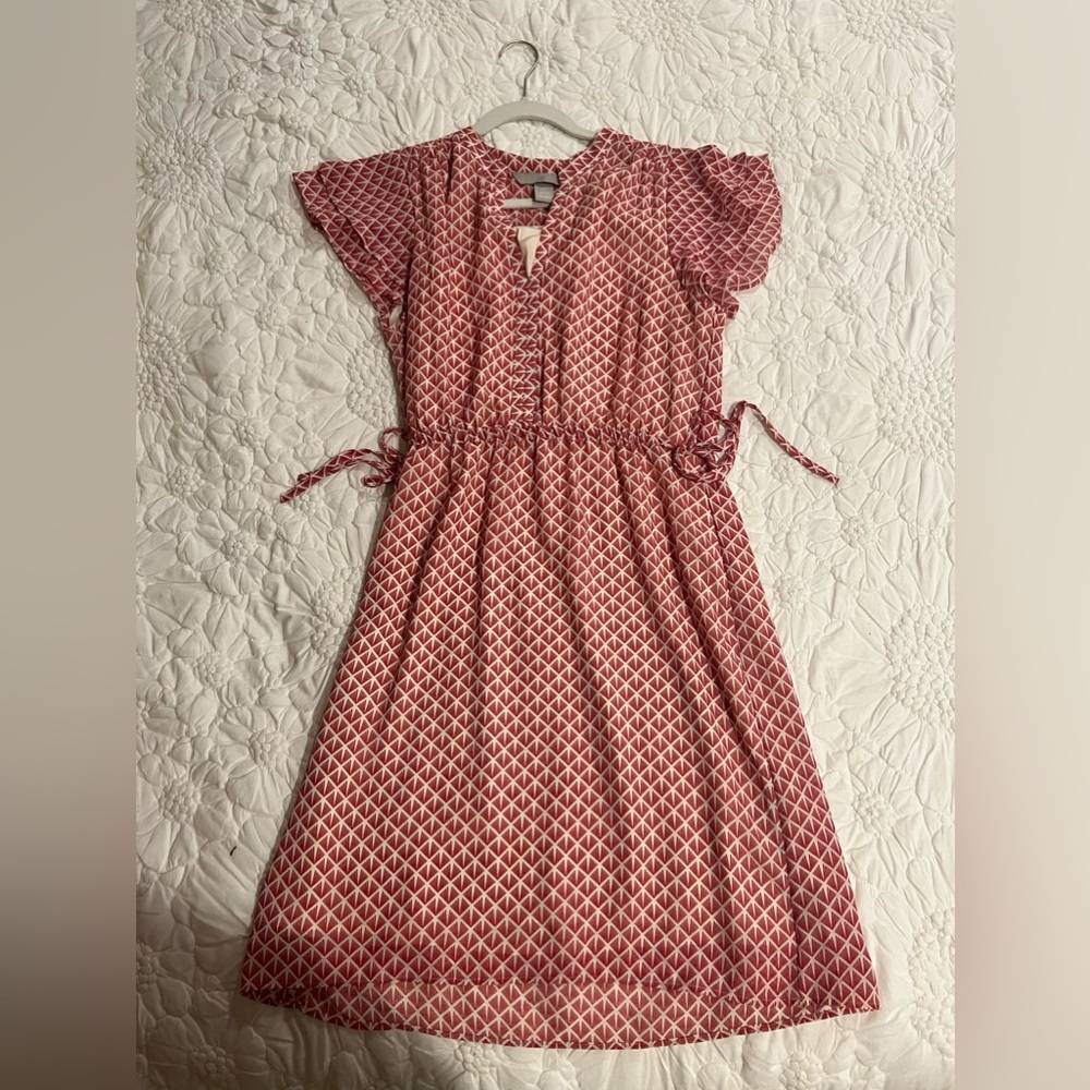 H&M size 6 red patterned dress, lightly worn - excellent condition
